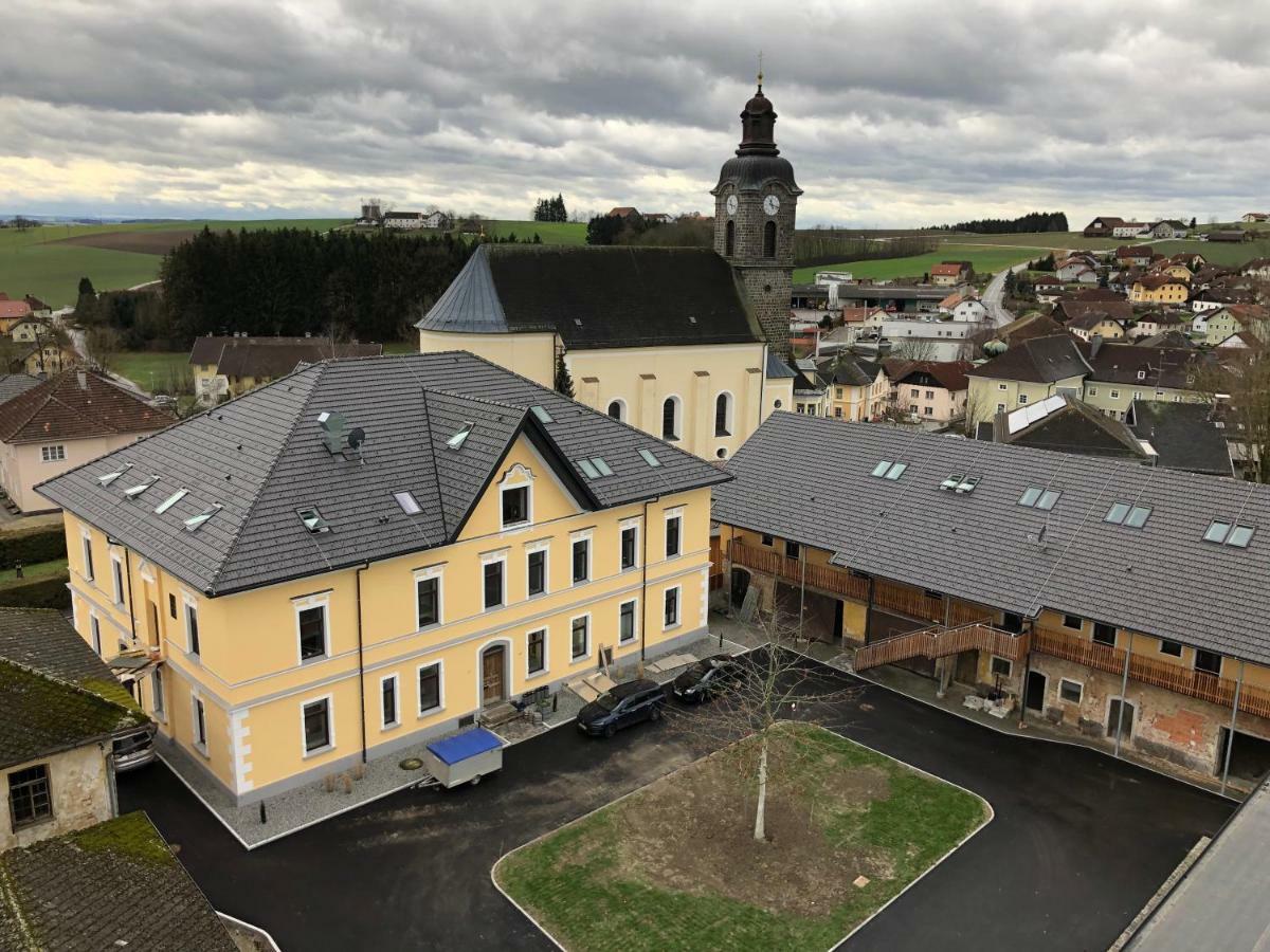 Oberwirt Hotel Lambrechten Exterior photo